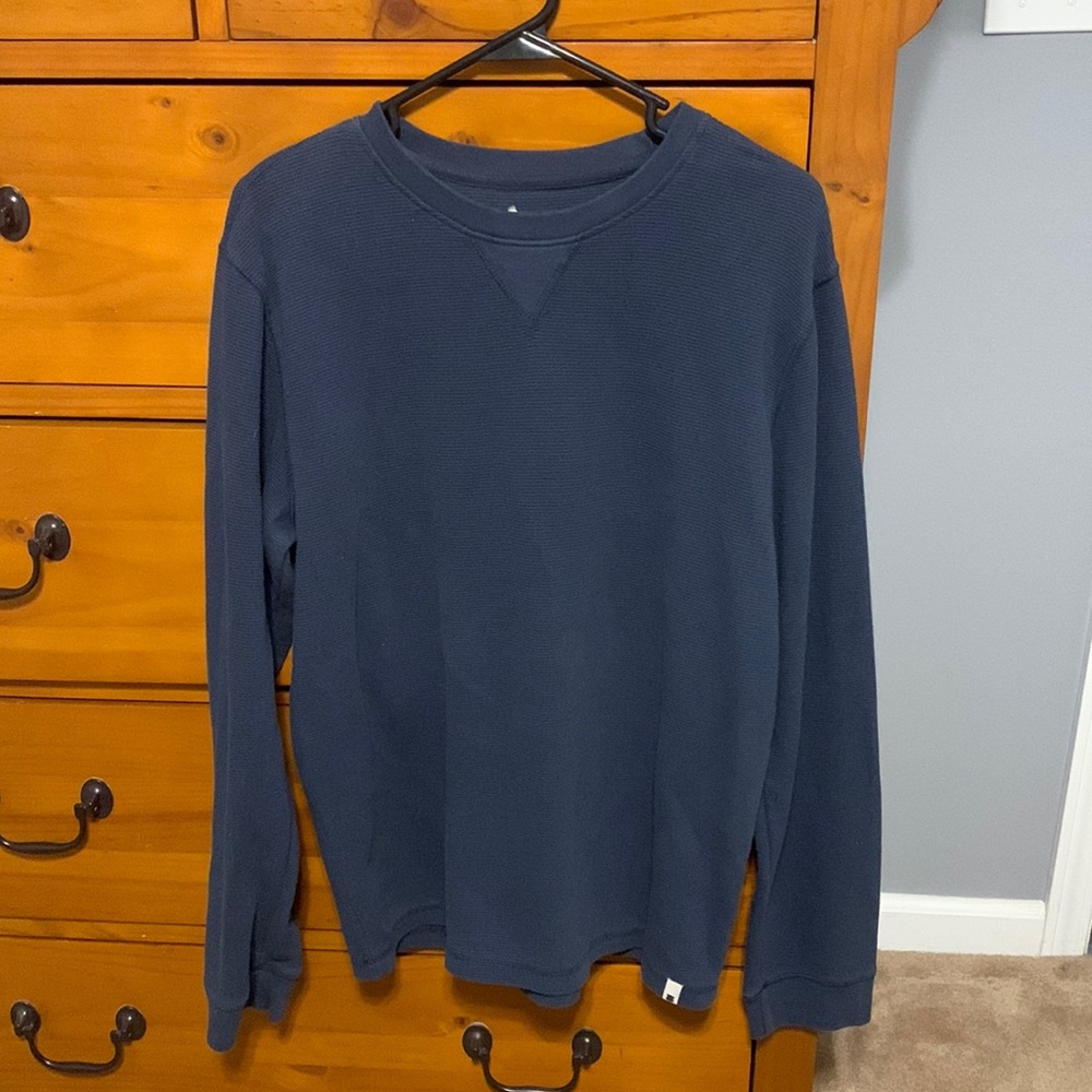 Field and stream navy long sleeve